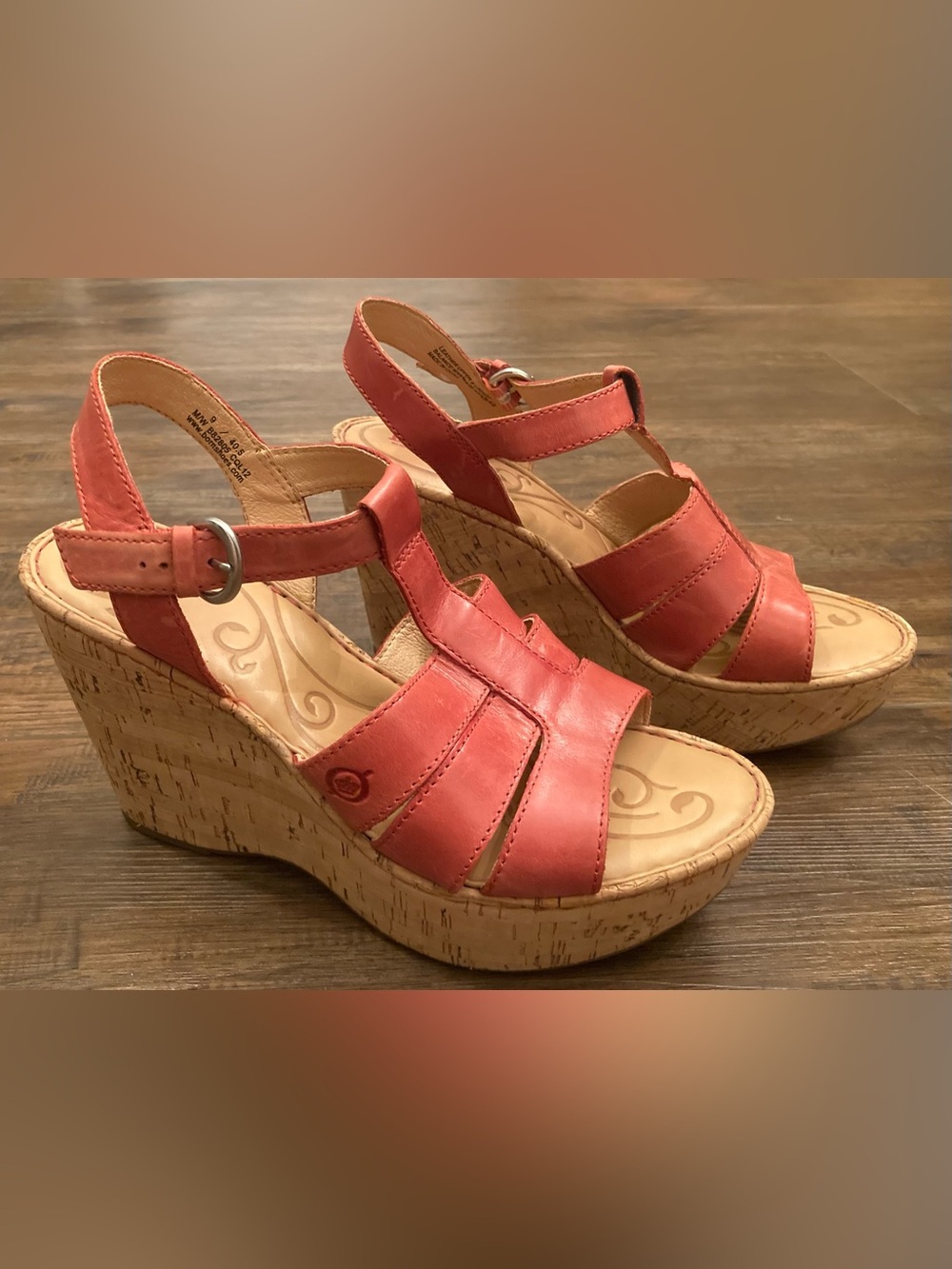 Born Women’s Nicolina Leather Wedge Sandals